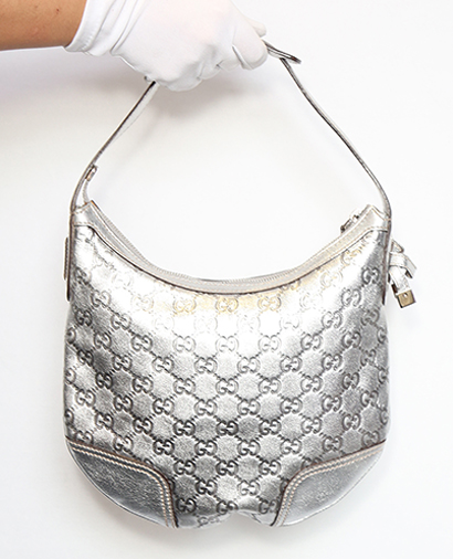 Shoulder bag, front view